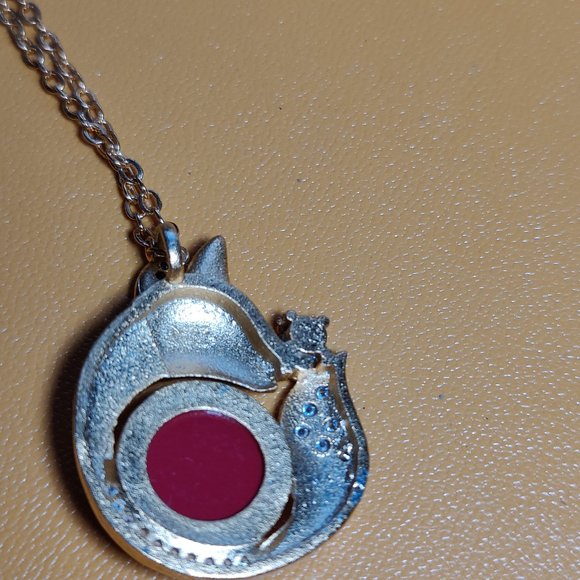 Fox necklace - Picture 5 of 5